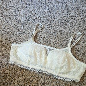Aerie Cream Lace Bralette Wireless Comfort